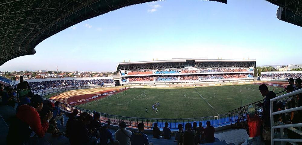 Stadion Mandala Krida Yogyakarta Twitter/@ririrahayu_