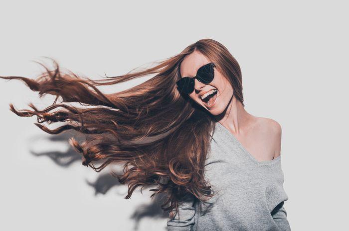 5 Masalah Rambut Ini Bisa Kamu Atasi Sendiri dengan Masker Coconut Oil