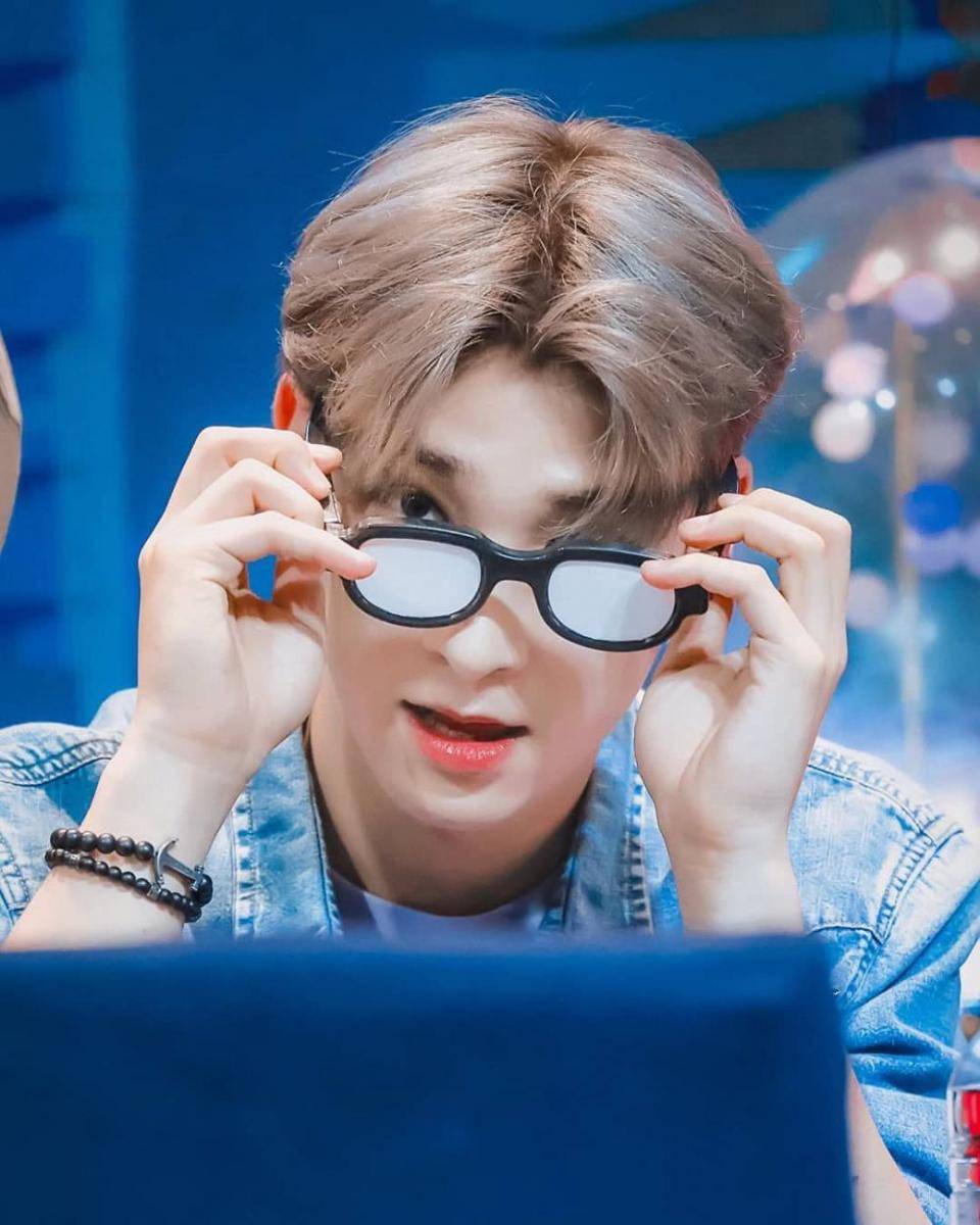 Instagram.com/officialhangyul