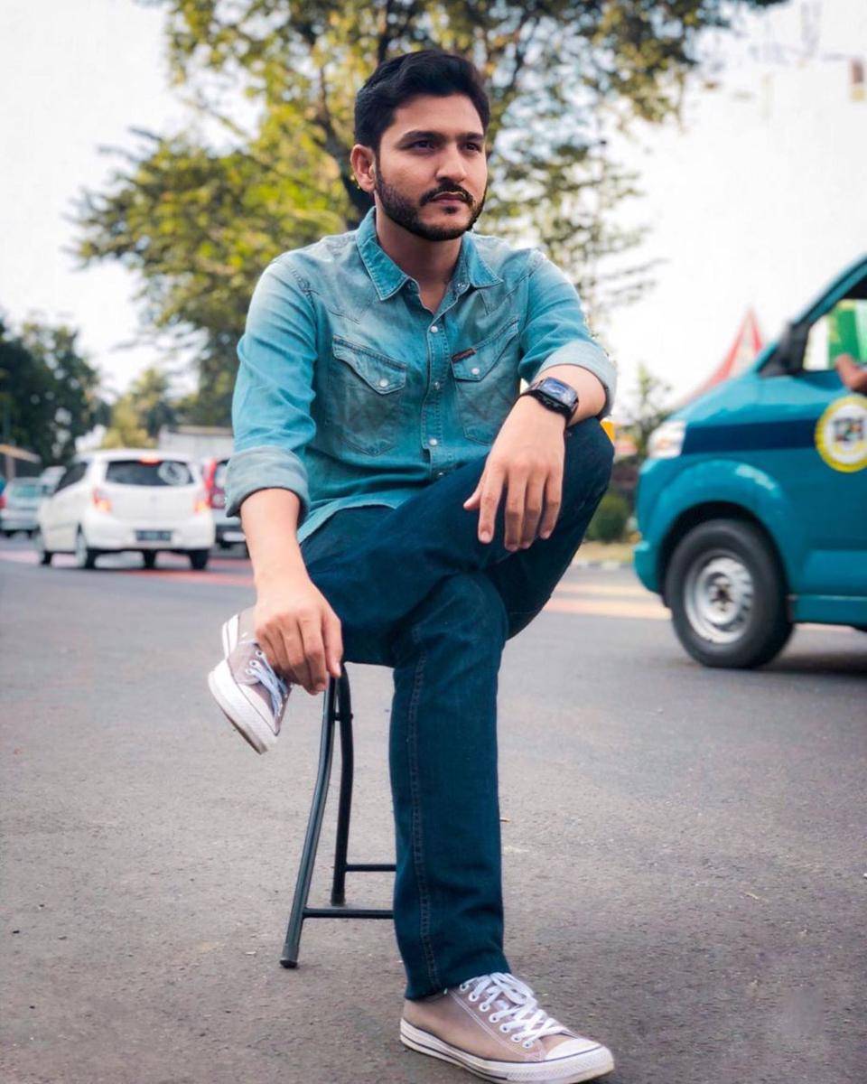 instagram.com/Qausarhy