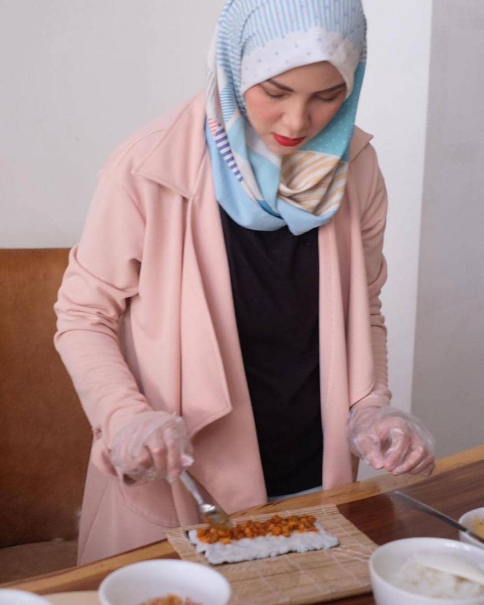 instagram.com/ratnagalih