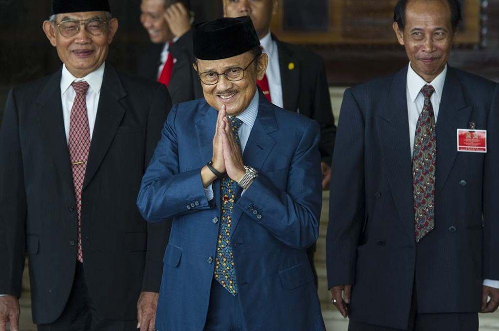 Ketika BJ Habibie Bimbang Terima Posisi Wakil Presiden di Era Soeharto