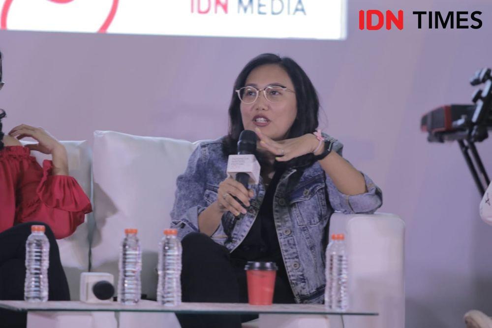 Gina S. Noer: Tak Perlu Sempurna, Asal Berguna Itu Lebih Berharga