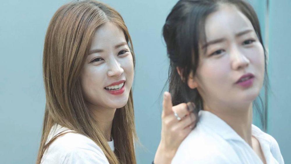 10 Potret Ini Bukti Ada Saudara Kembar di Grup KPop, Penasaran?