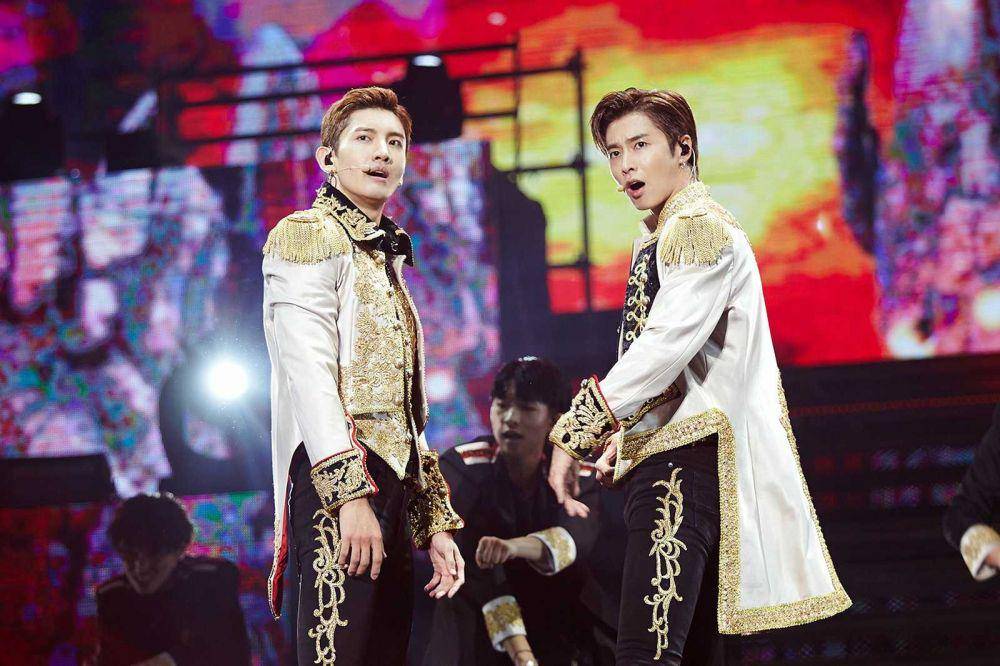 twitter.com/TVXQ