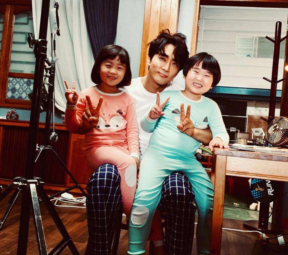 Instagram/@songseungheon1005