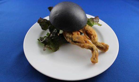 10 Burger Unik dan Aneh yang Hadir di Belahan Dunia, Gak Tega Makan!