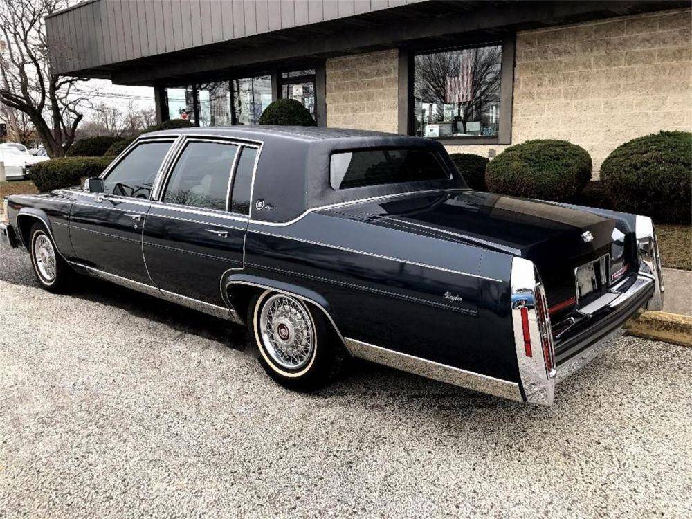 classiccarsbay.com