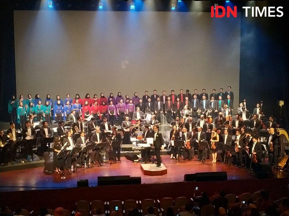 Bikin Nostalgia, 10 Potret Keseruan Panggung 'Bring Back The 80s'