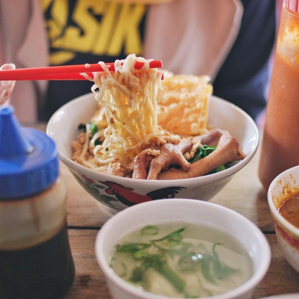 5 Rekomendasi Mie Ayam Terenak di Bandung, Pecinta Mie Wajib Coba Nih!