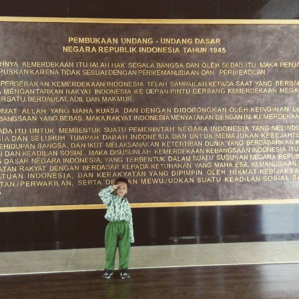 instagram.com/raraprabowo