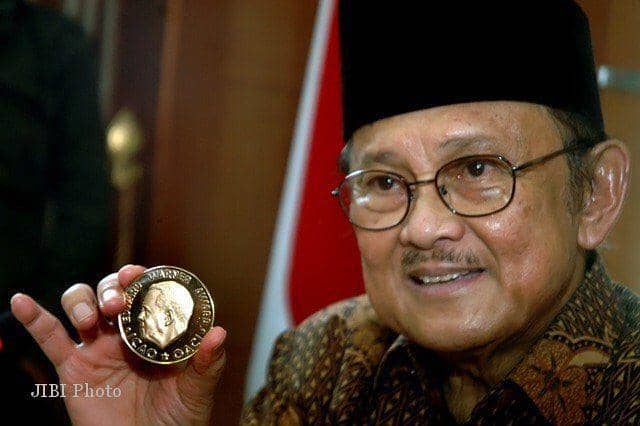 Instagram.com/ BJ Habibie