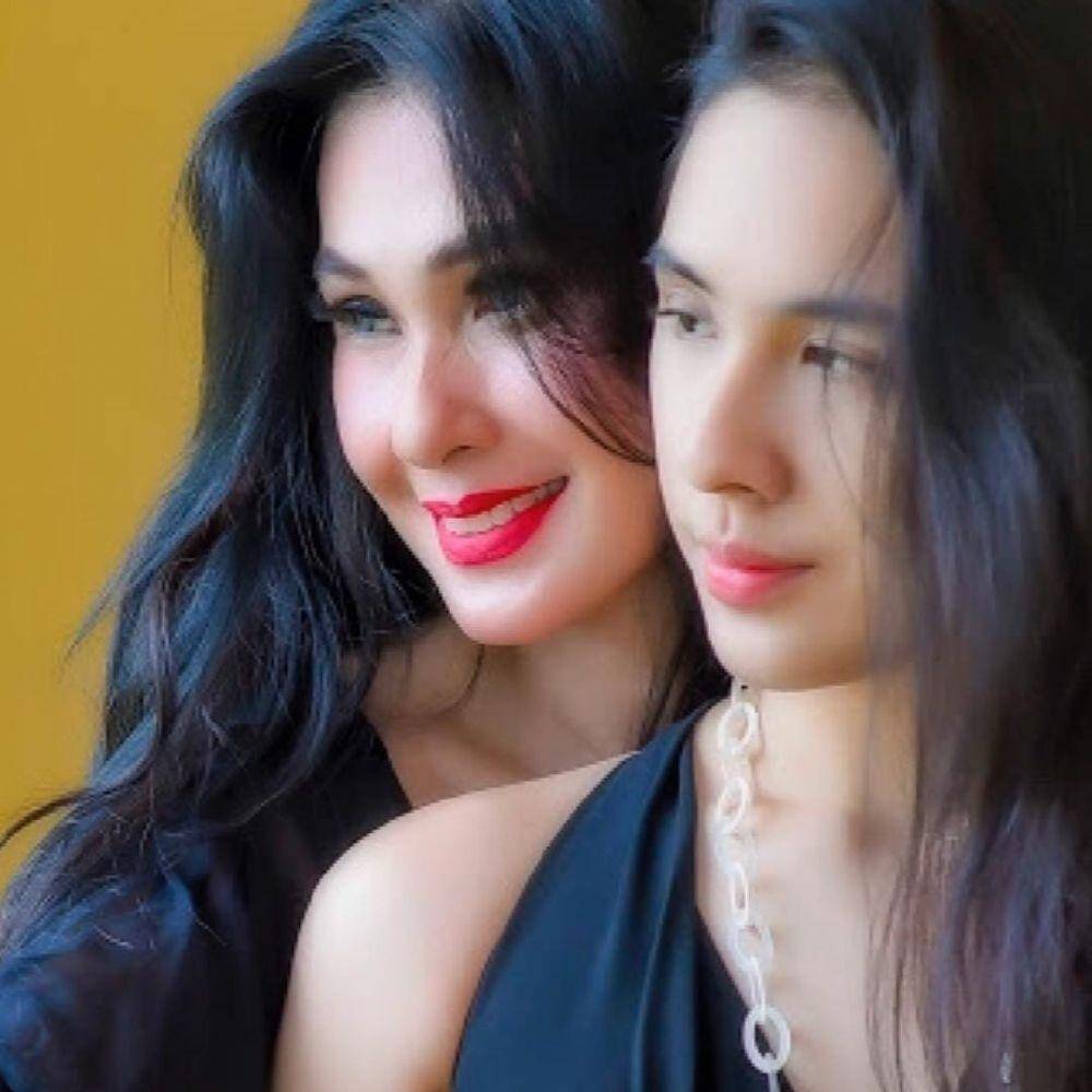 instagram.com/cut_sarra