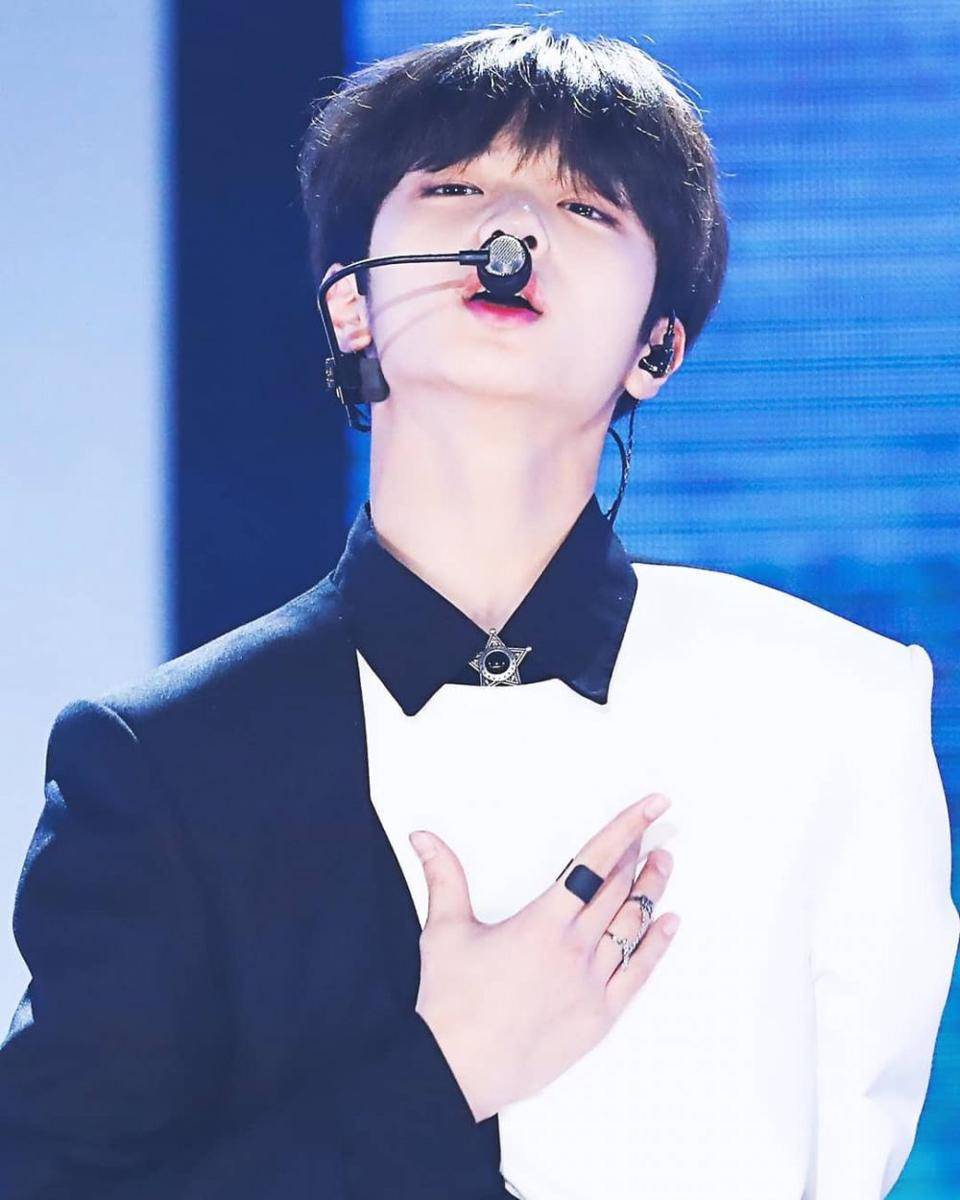 Instagram.com/dongpyo__xone