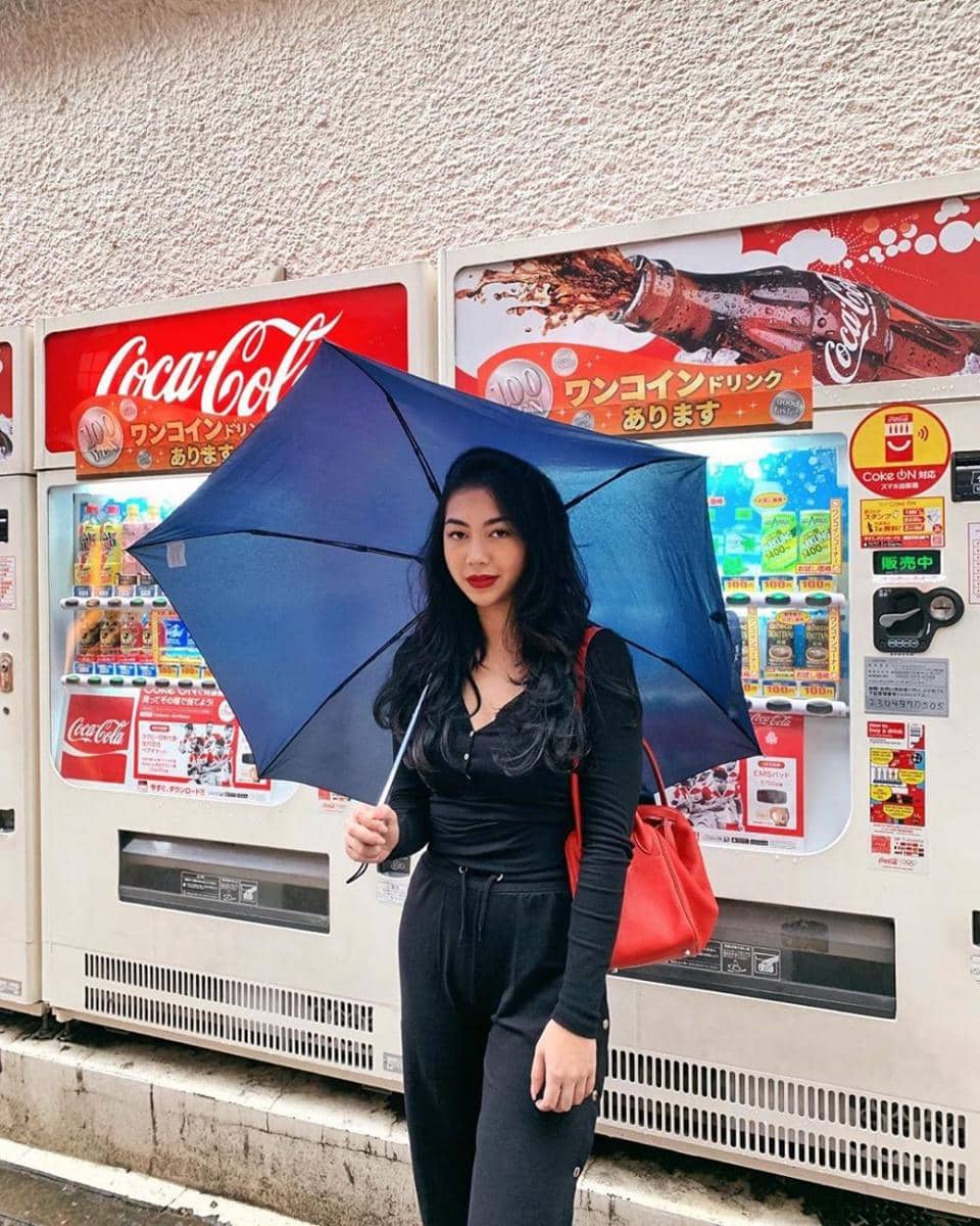 instagram.com/_shaniasalsabila