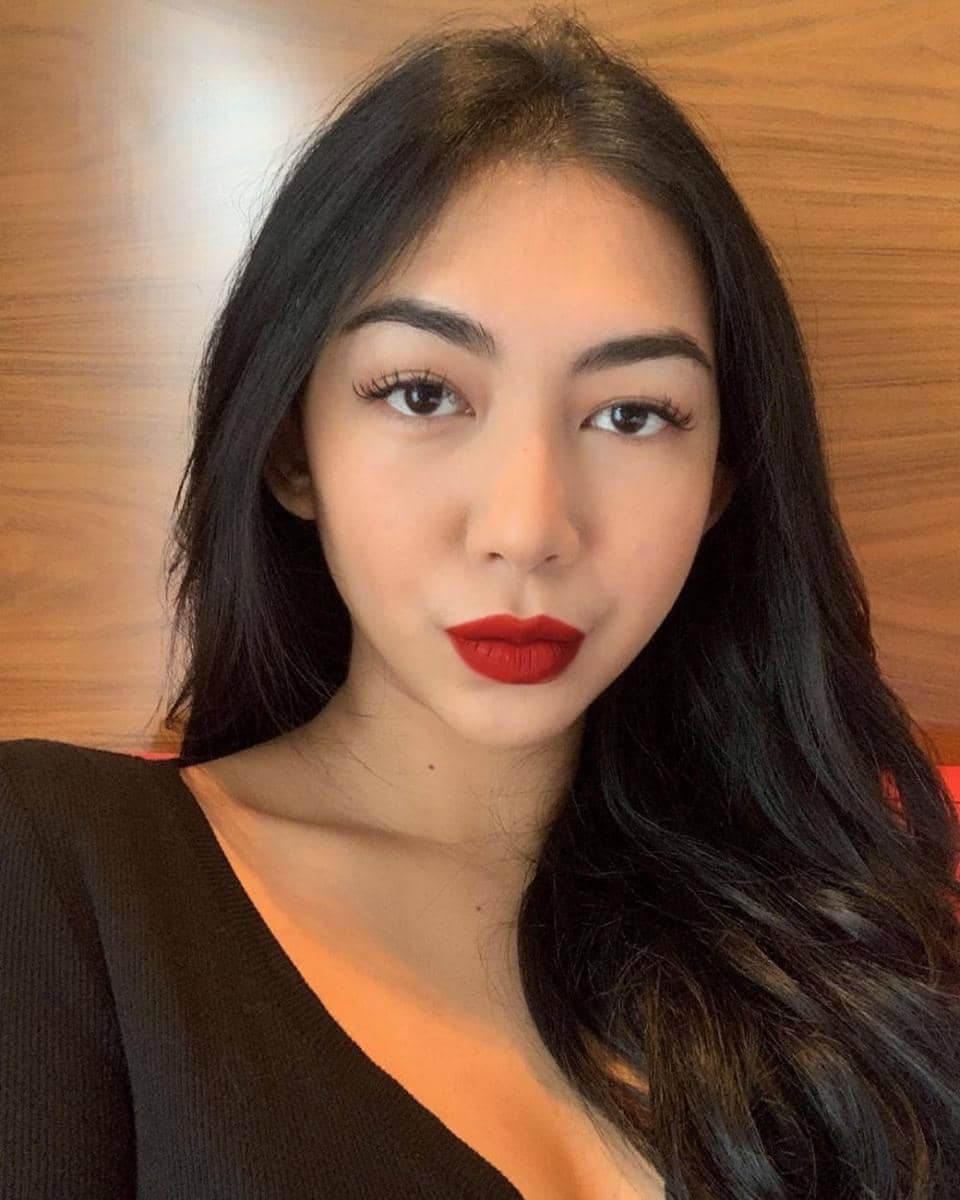 instagram.co./_shaniasalsabila