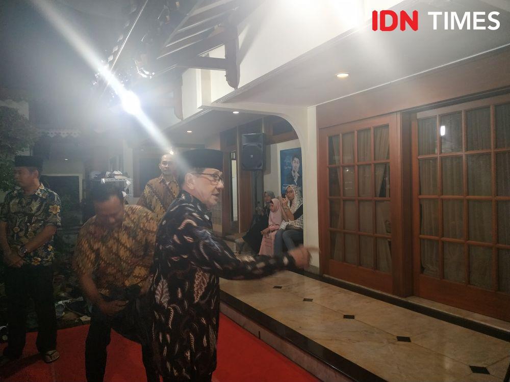 Akbar Tanjung Hadir di Tahlilan Hari Kedua di Kediaman Habibie