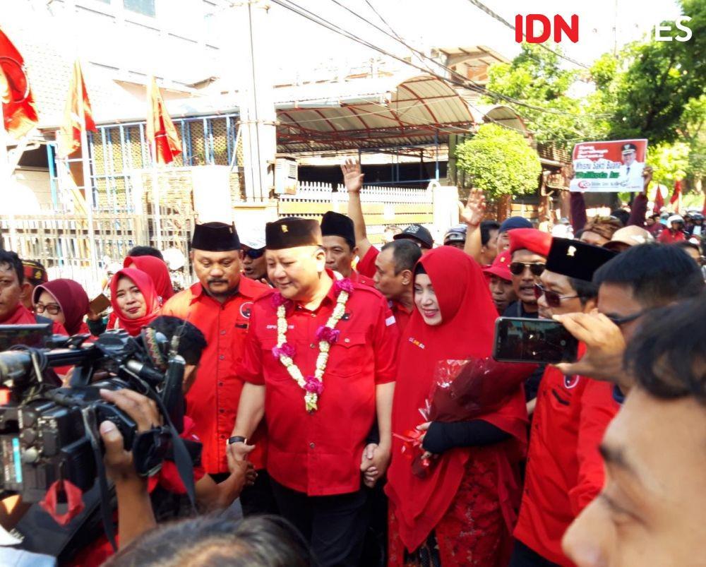 Kembalikan Formulir Pendaftaran Bacawali, Wishnu Disambut Selawat