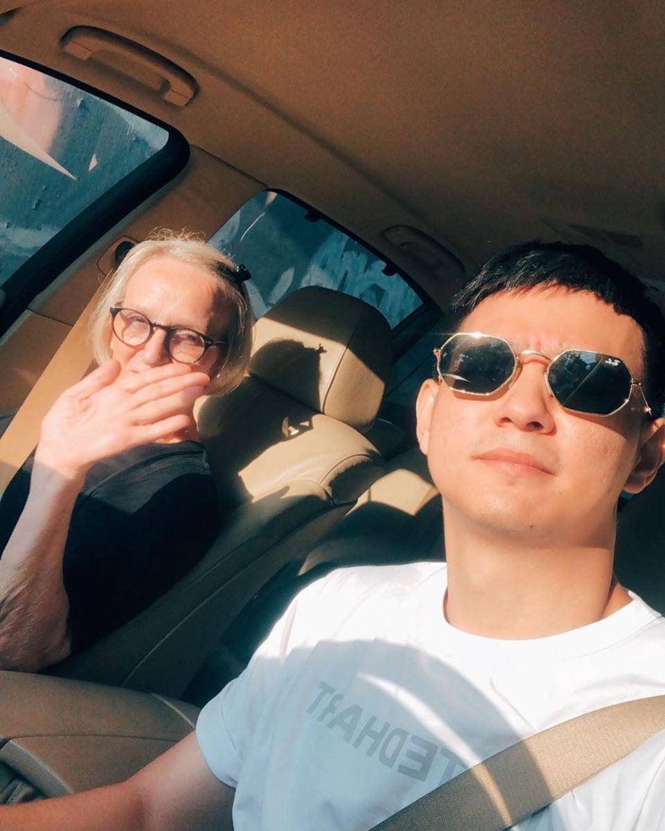 instagram.com/marcelldarwin
