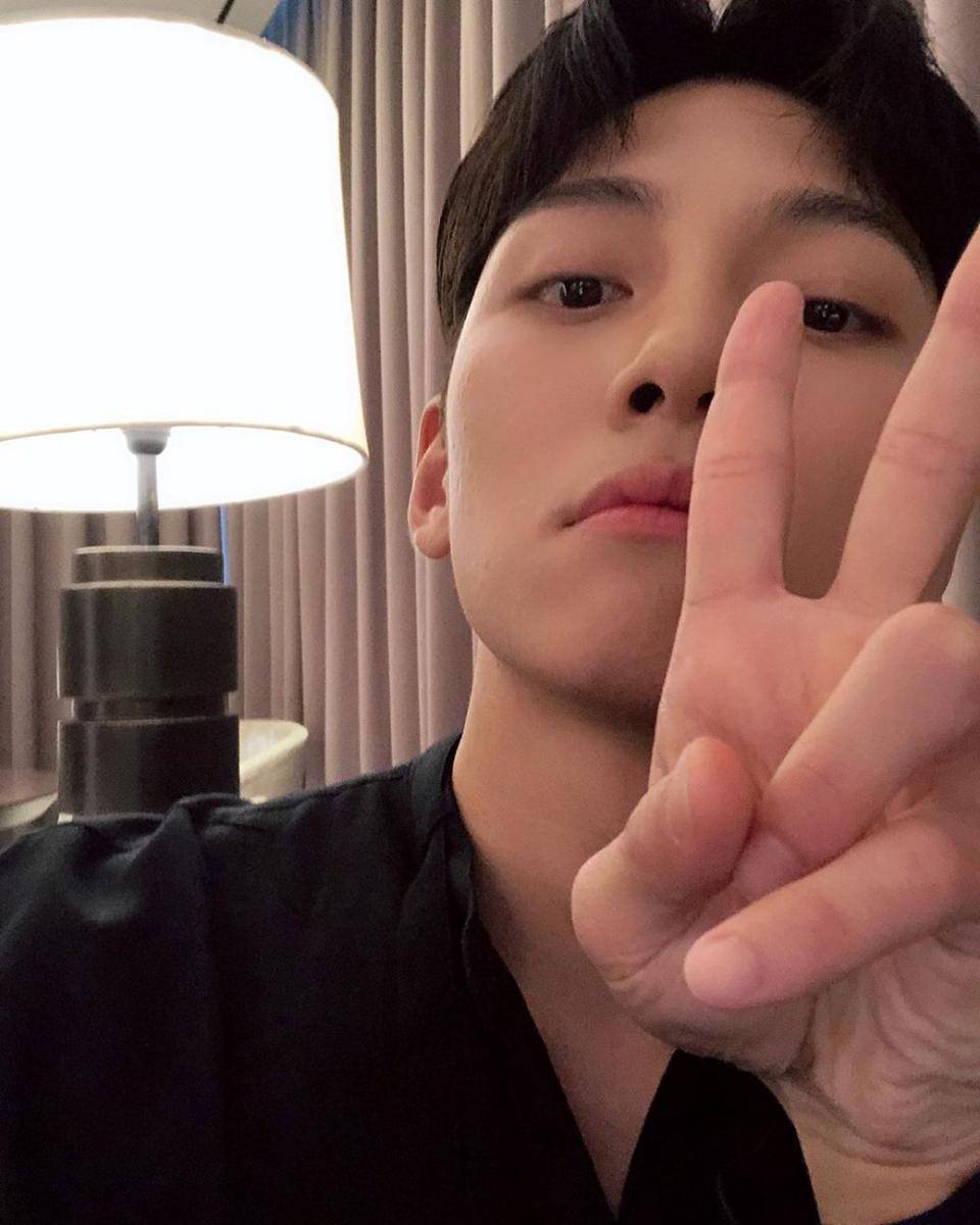 Instagram.com/jichangwook