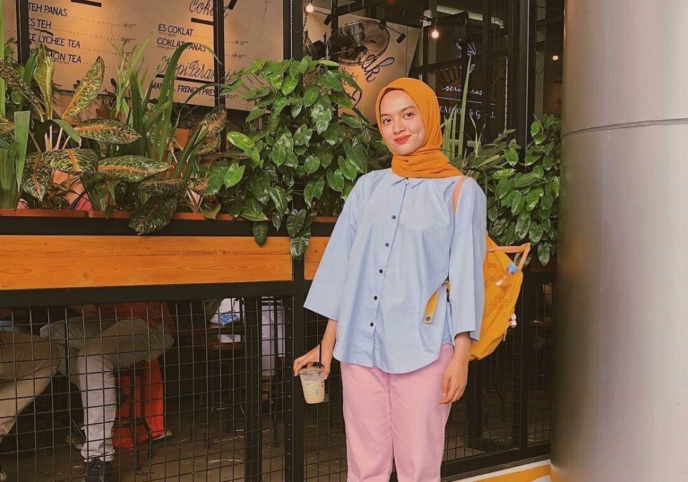 10 Inspirasi Outfit untuk ke Kampus ala Tasya Kissty, Colourful Abis!