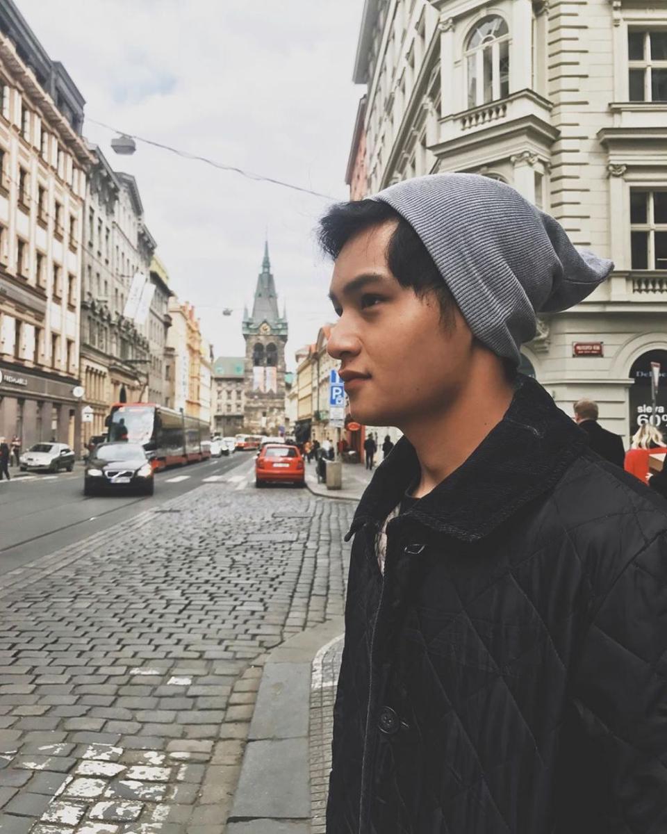 Ala Millennials! 12 Potret Kece dan Seru Randy Martin saat Traveling