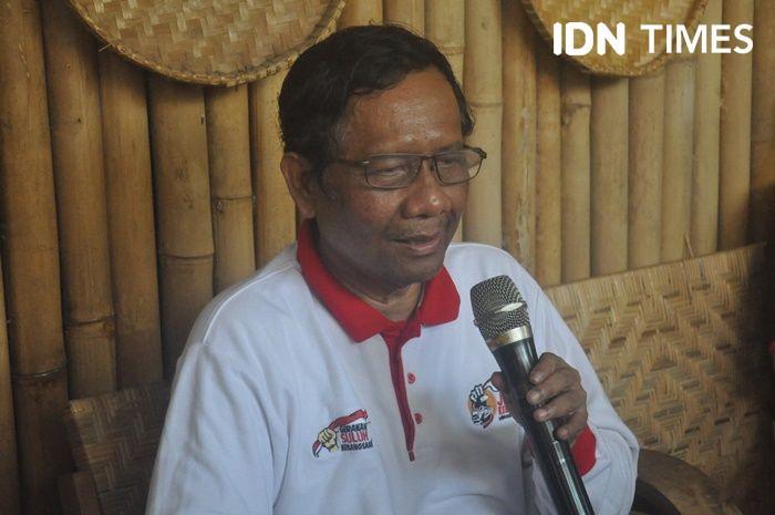Meski Debat di Medsos, Mahfud Klaim Tetap Ngopi Bareng Rizal Ramli