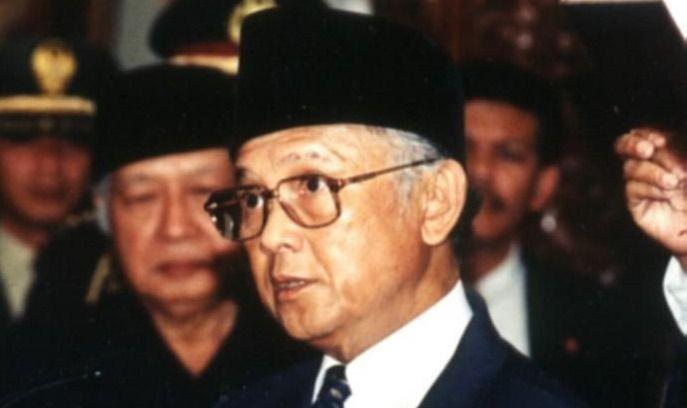 Diminta Jadi Politikus Jujur, Ini 3 Pesan Habibie ke Mantan Ajudannya