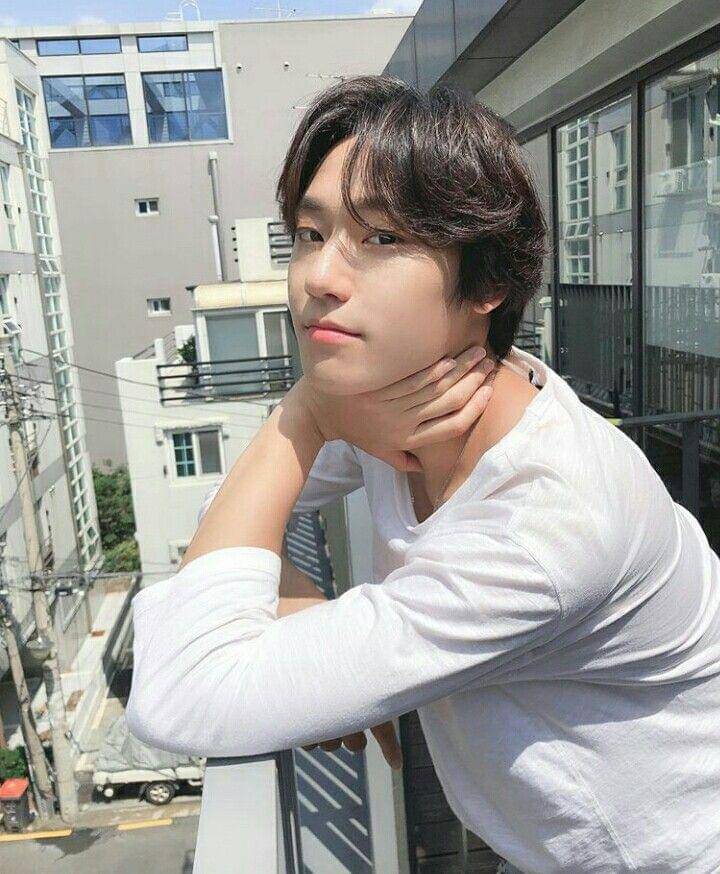 instagram.com/ldh_sky