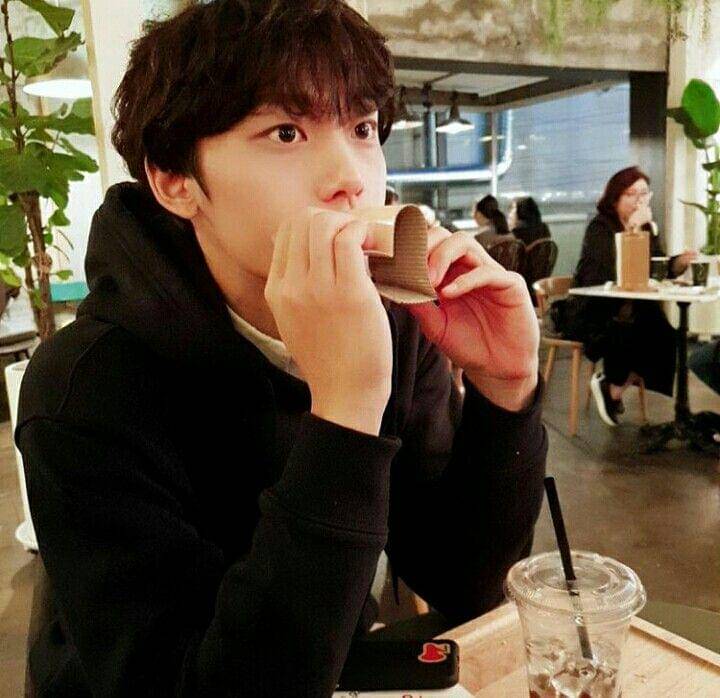 instagram.com/ldh_sky