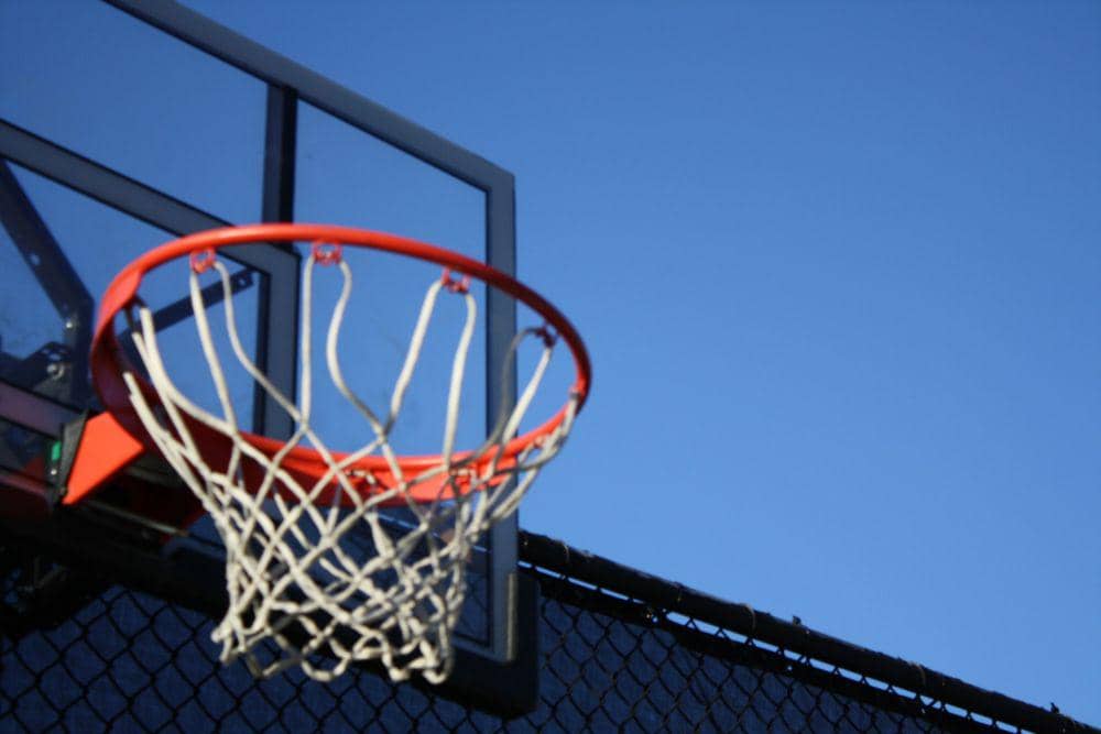 12 Teknik Dasar Bola Basket yang Harus Kamu Kuasai, Catat! | IDN Times