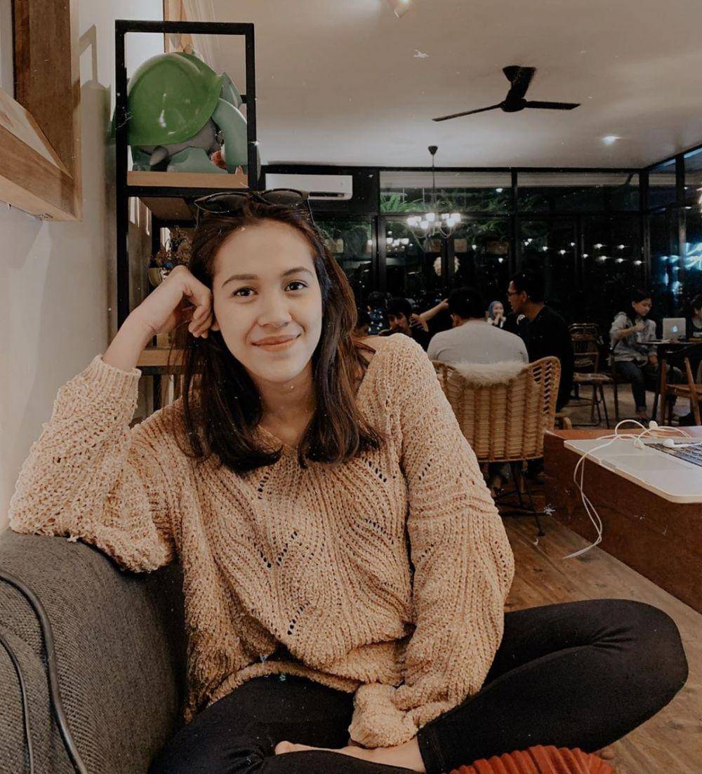 instagram.com/chintyanindita