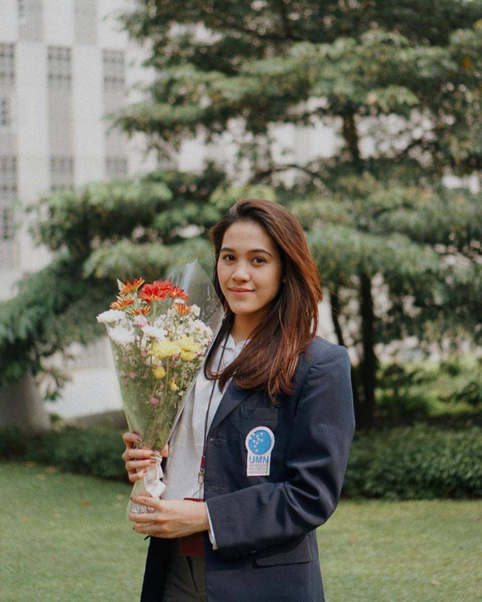 instagram.com/chintyanindita