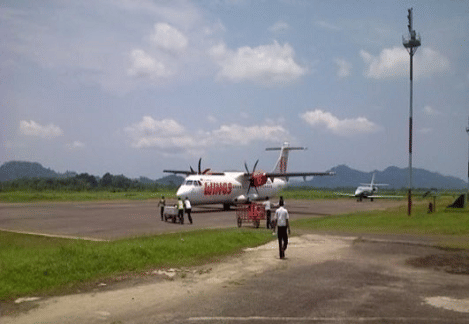 Kabut Asap Kian Pekat, Jarak Pandang di Bandara FL Tobing Makin Turun