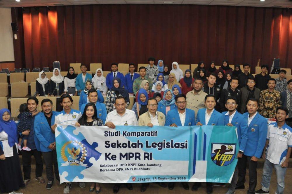 KNPI Ajak Millennial Bandung Pahami Nilai Nasionalisme dan NKRI