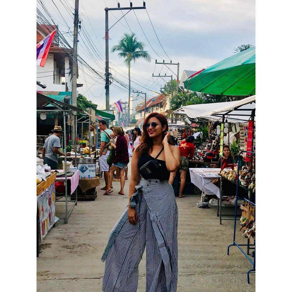 instagram.com/parineetichopra