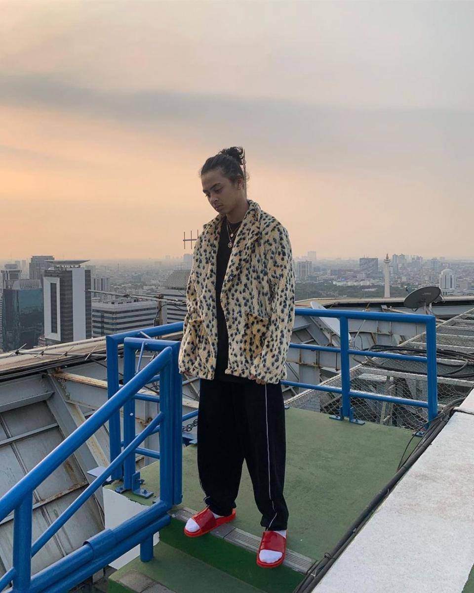 instagram/bastiansteel