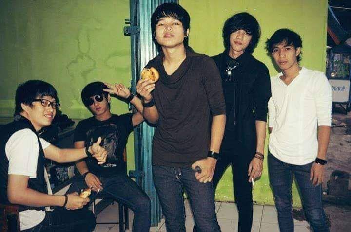 instagram.com/ilir7band