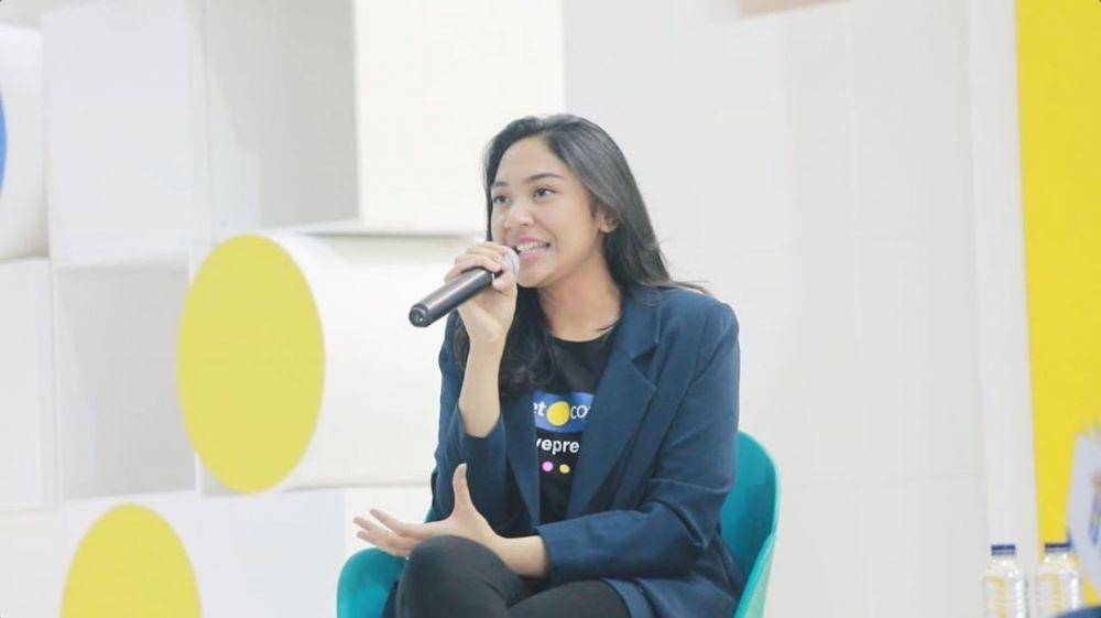 instagram/putri_tanjung