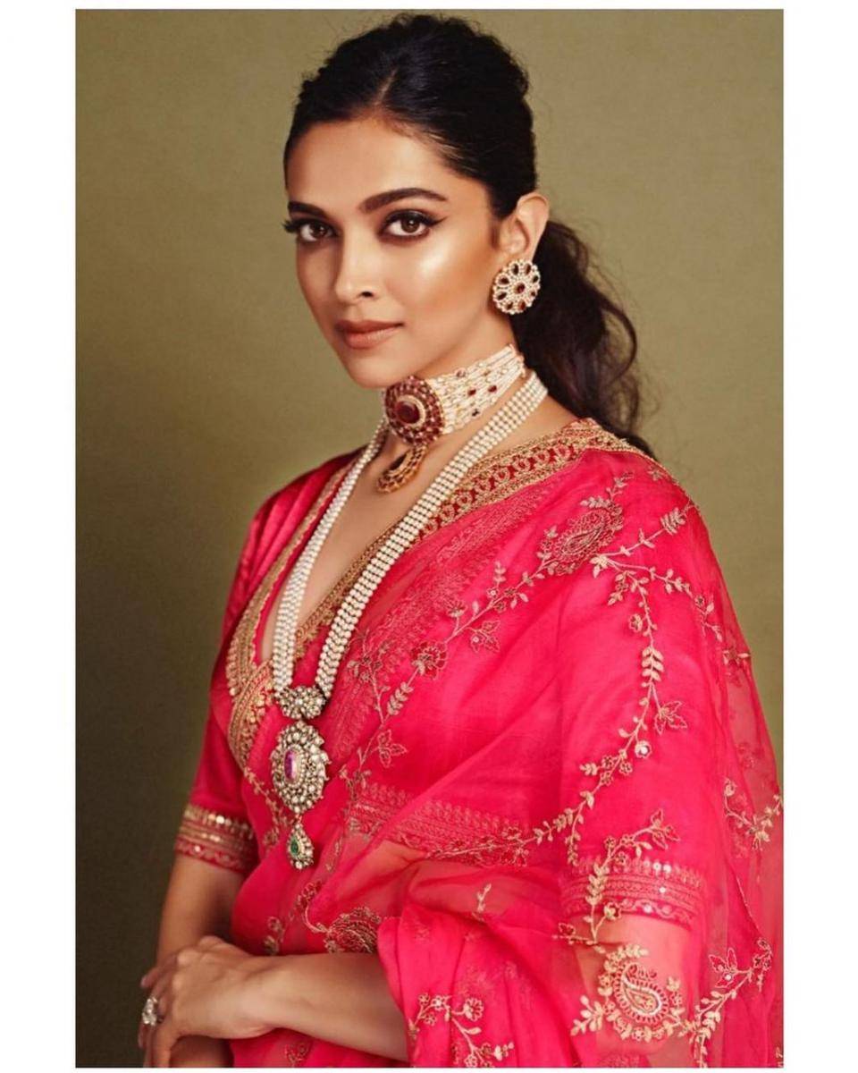 instagram.com/deepikapadukone/