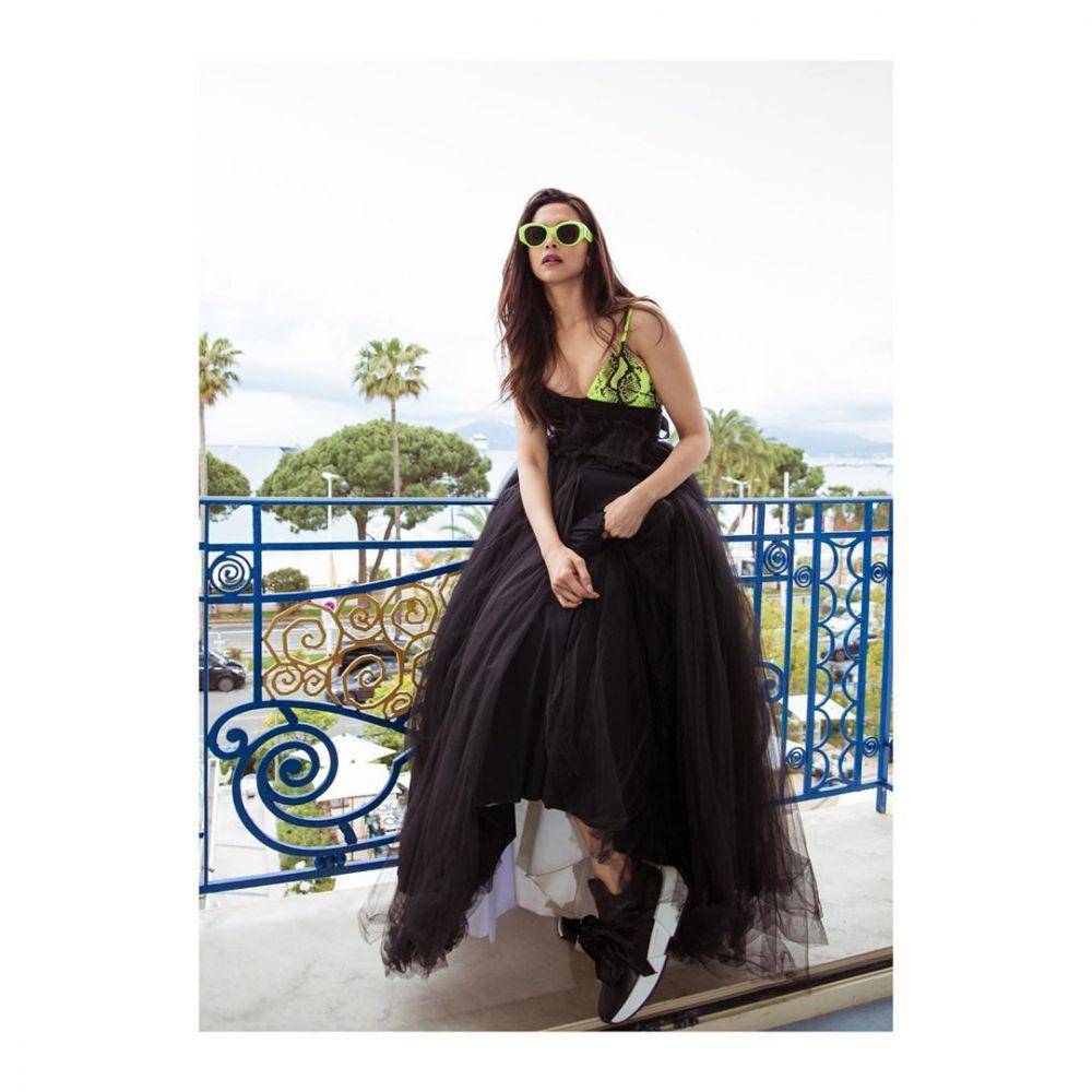 instagram.com/deepikapadukone/