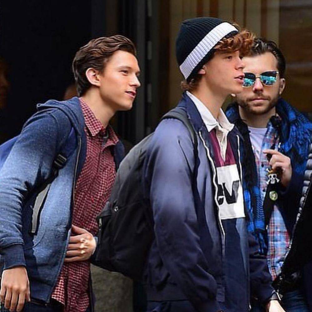 instagram.com/tomholland2013