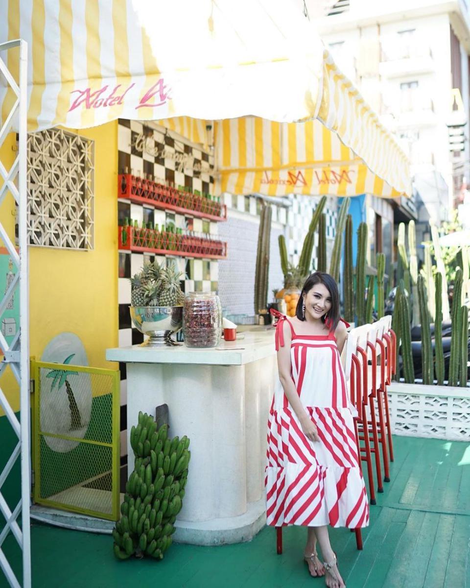 10 Pesona Kiki Amalia yang Masih Betah Sendiri