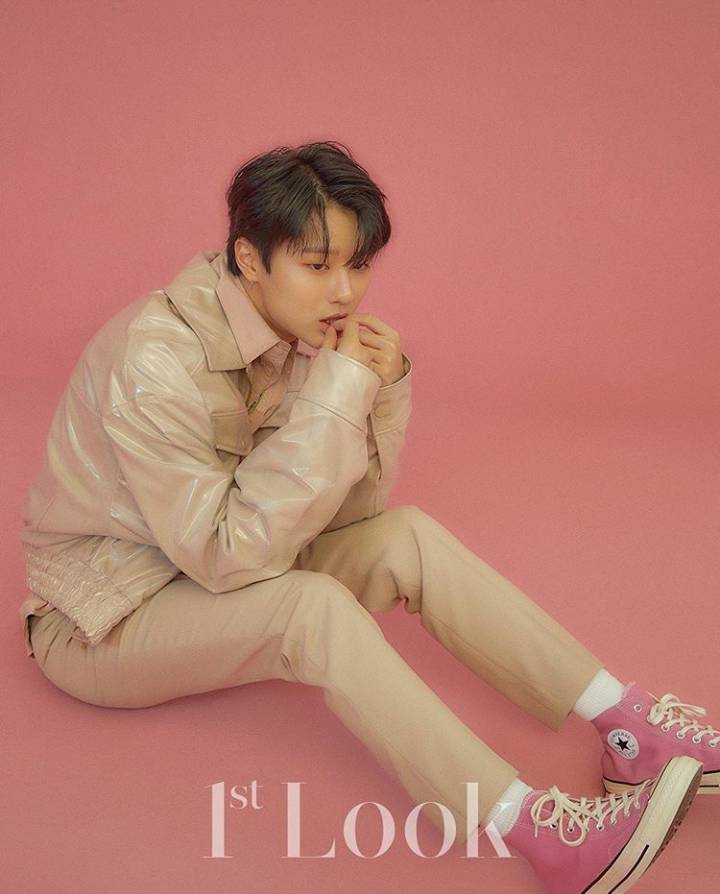 instagram.com/1stlookofficial