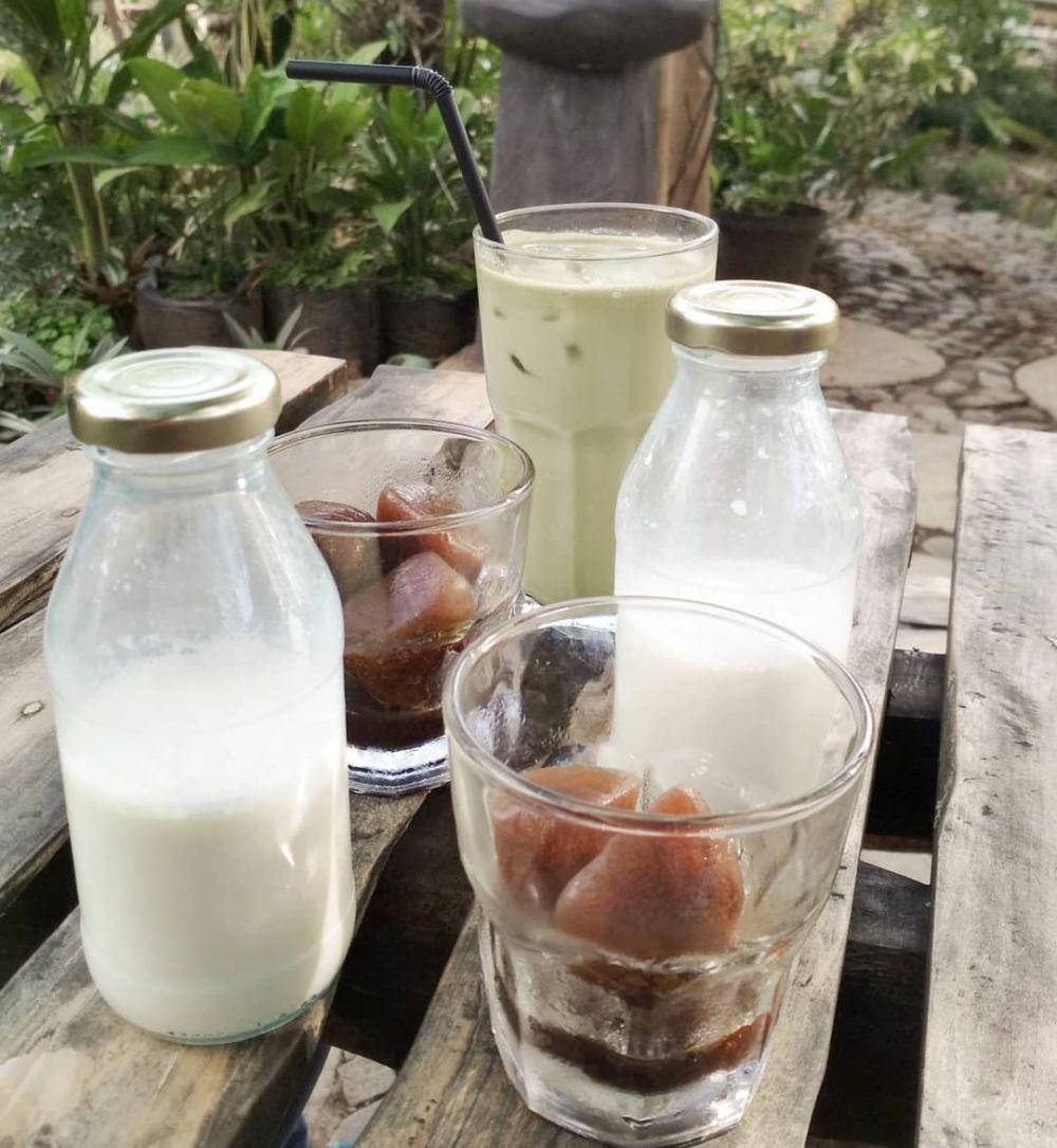 instagram.com/afifahmukaromah_