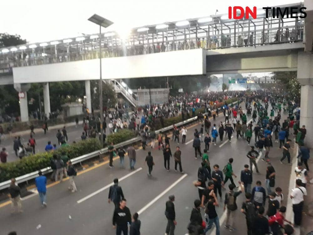 Bus Berisi Pendemo dari Unnes dan Undip Kena Tilang, Ini Pemicunya
