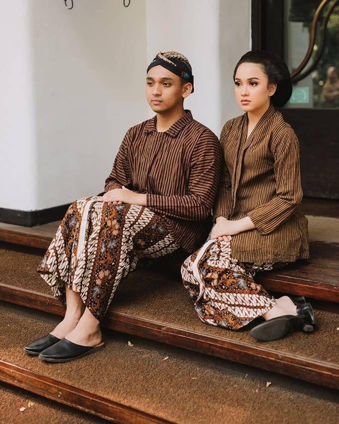 Segera Nikah, 10  Pre Wedding Anjani Dina "Bu Guru Yola" & Tunangannya