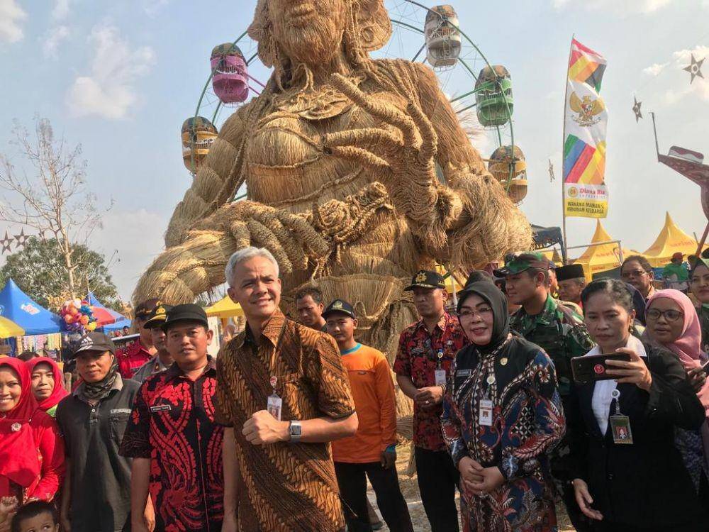 twitter.com/SumarniGrobogan