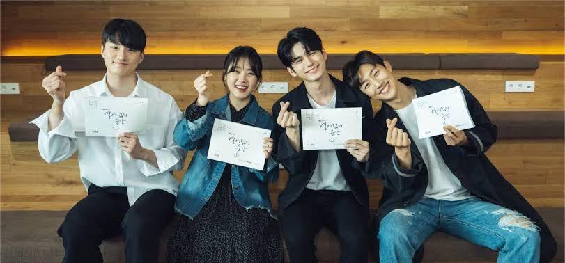 6 Pesan Kehidupan yang Kita Peroleh Setelah Menonton At Eighteen