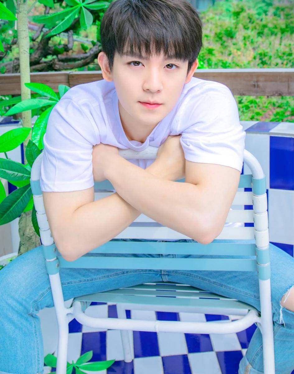 Twitter.com/@TEEN_TOP